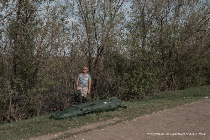 Влез в долги, готовились к новоселью. Пригород Уральска ушел под воду