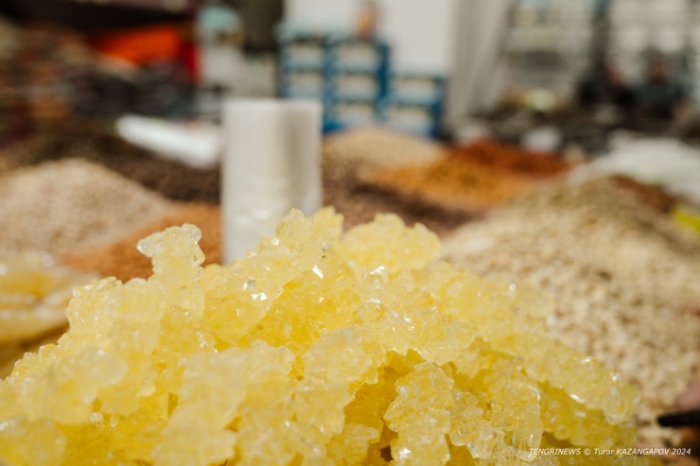 Онлайн "наступает", манекены травмированы. Что происходит на одном из рынков Астаны Онлайн "наступает", манекены травмированы. Что происходит на одном из рынков Астаны