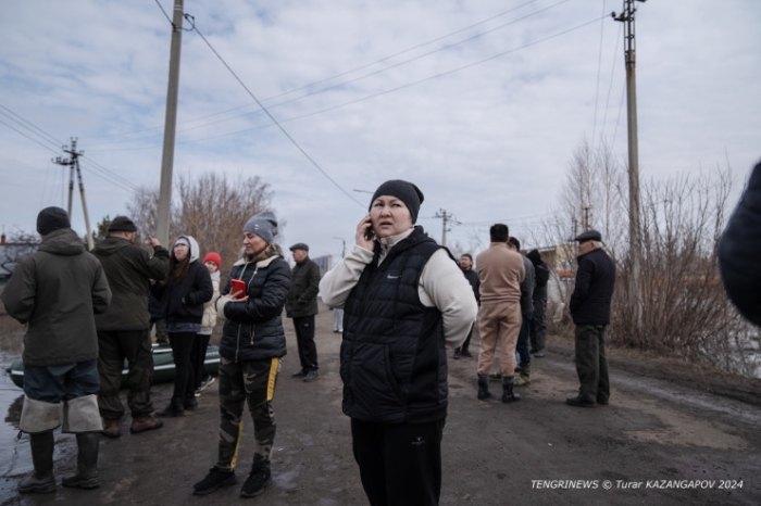 "А ведь была проделана такая работа". В пригороде Петропавловска дома ушли под воду "А ведь была проделана такая работа". В пригороде Петропавловска дома ушли под воду
