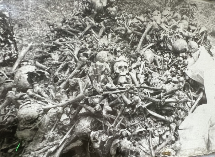 "Это нужно живым". Казахстанец каждую весну отправляется на поиск погибших солдат "Это нужно живым". Казахстанец каждую весну отправляется на поиск погибших солдат