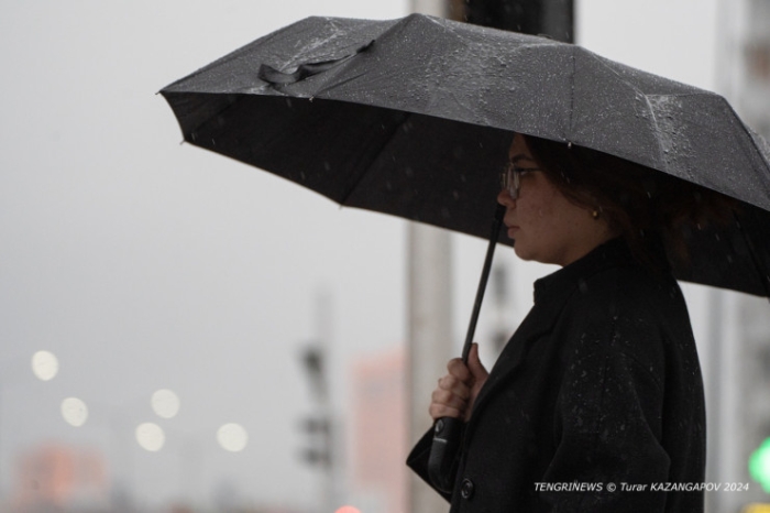 "Казахстанская Венеция", или Как выглядит Астана в особенно дождливый день