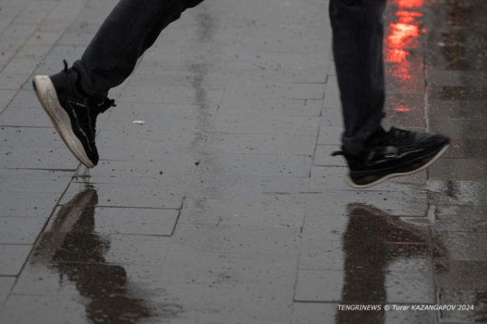 "Казахстанская Венеция", или Как выглядит Астана в особенно дождливый день