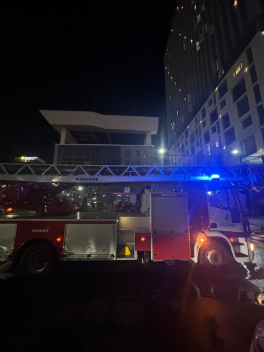 Всех посетителей эвакуировали из ресторана на проспекте Мангилик Ел в Астане