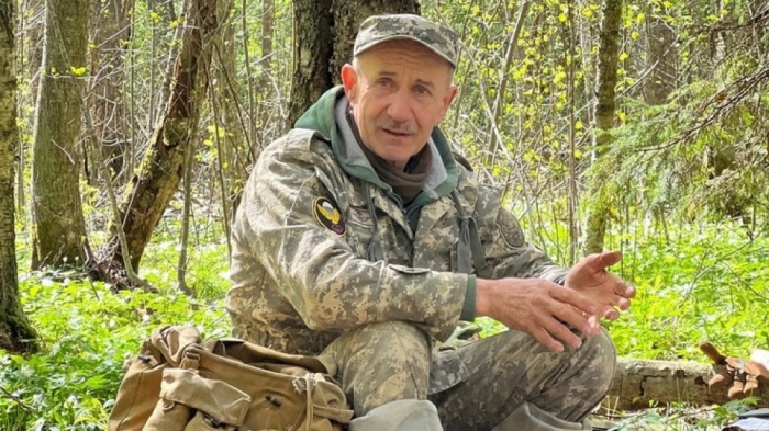 "Это нужно живым". Казахстанец каждую весну отправляется на поиск погибших солдат "Это нужно живым". Казахстанец каждую весну отправляется на поиск погибших солдат