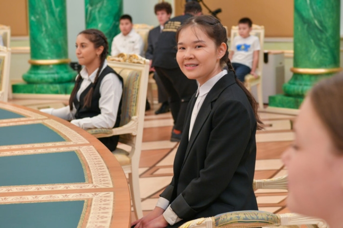 В Акорде провели экскурсию для школьников из всех областей Казахстана