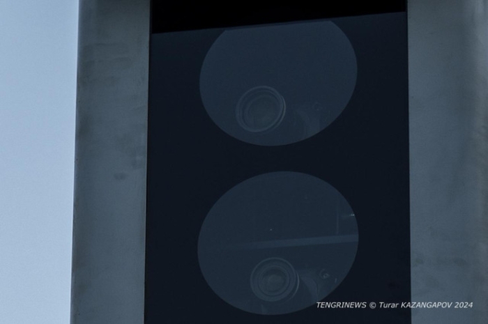 "Видит" ремень и разговоры по телефону: новая камера появилась в Астане "Видит" ремень и разговоры по телефону: новая камера появилась в Астане