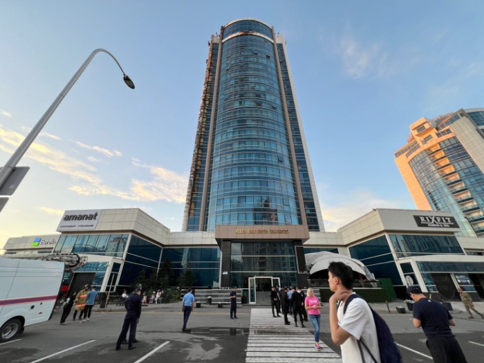 Пожар в районе "Хан шатыра": что происходит на месте сейчас Пожар в районе "Хан шатыра": что происходит на месте сейчас