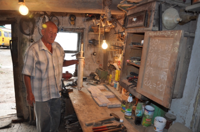 Превратил свалку в сказочный город. Вдохновляющая история из Петропавловска