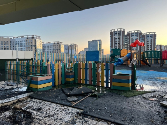 Пожар в районе "Хан шатыра": что происходит на месте сейчас Пожар в районе "Хан шатыра": что происходит на месте сейчас