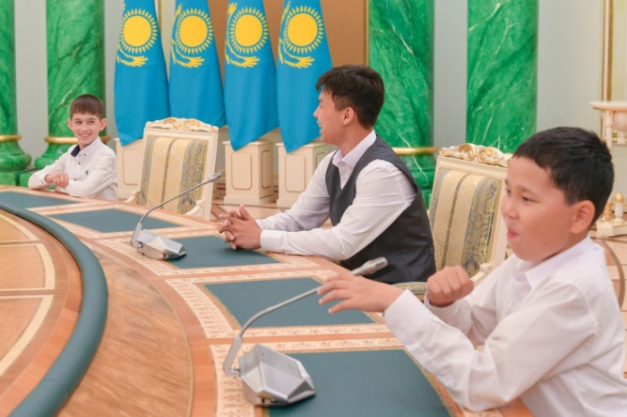 В Акорде провели экскурсию для школьников из всех областей Казахстана