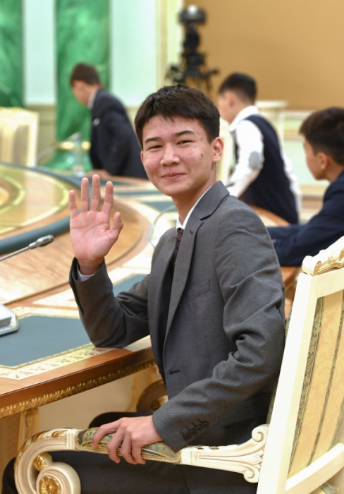 В Акорде провели экскурсию для школьников из всех областей Казахстана