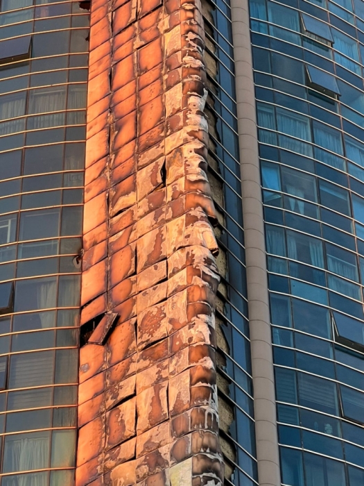 Пожар в районе "Хан шатыра": что происходит на месте сейчас Пожар в районе "Хан шатыра": что происходит на месте сейчас