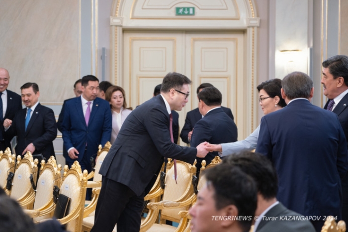 Что происходило за кулисами визита президента Южной Кореи в Астану