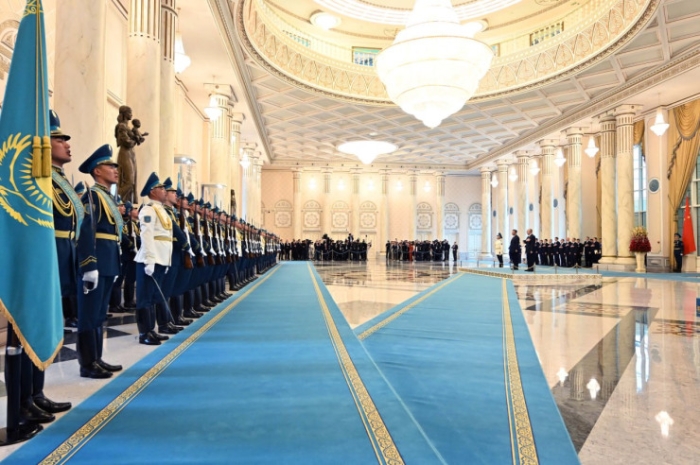 Истребители пролетели над Акордой во время встречи Токаева и Си Цзиньпина