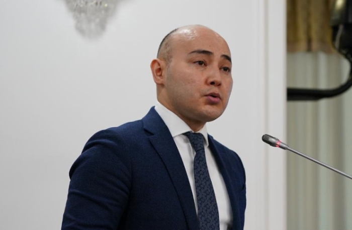 Главные новости за 30 июля: земечания премьера, ограничения для такси и новая должность Куантырова