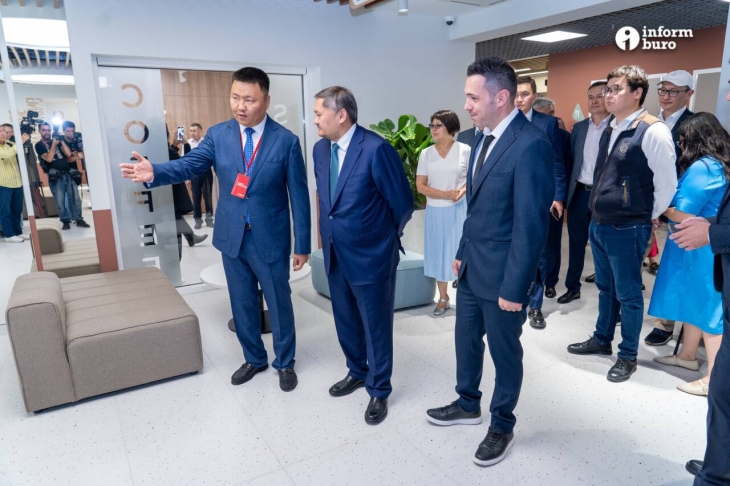 "Бытие формирует сознание". Университет Нархоз открыл общежитие нового формата в Алматы
"Бытие формирует сознание". Университет Нархоз открыл общежитие нового формата в Алматы