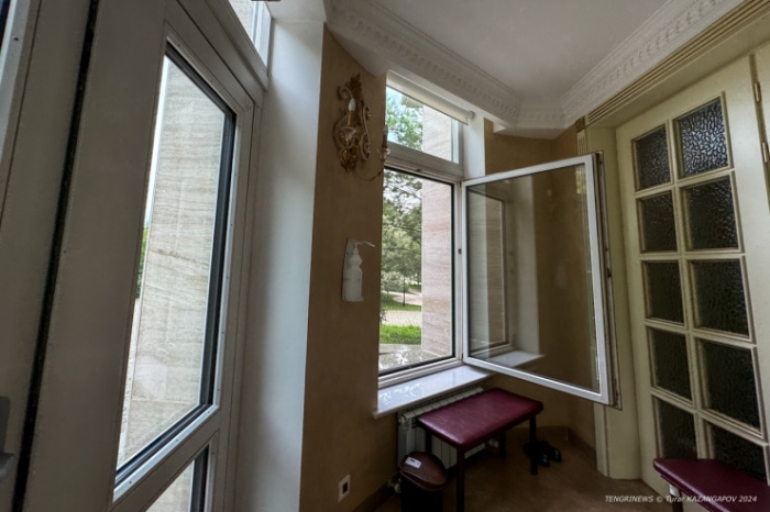 Зеленый парк, гаражи и сцена. Новая жизнь особняка Кайрата Сатыбалдыулы в Астане Зеленый парк, гаражи и сцена. Новая жизнь особняка Кайрата Сатыбалдыулы в Астане