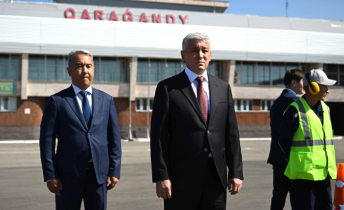 Президент Токаев прилетел в Караганду