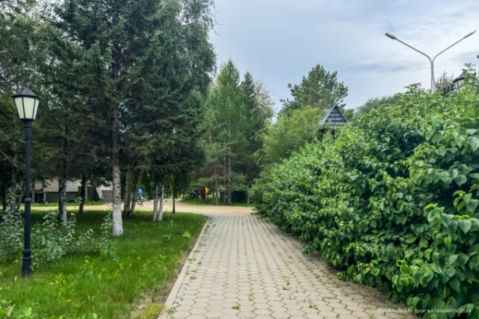 Зеленый парк, гаражи и сцена. Новая жизнь особняка Кайрата Сатыбалдыулы в Астане Зеленый парк, гаражи и сцена. Новая жизнь особняка Кайрата Сатыбалдыулы в Астане