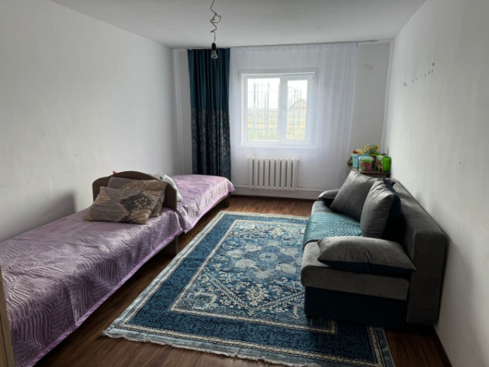 "Решили помочь". История с родившей 12-летней девочкой получила продолжение