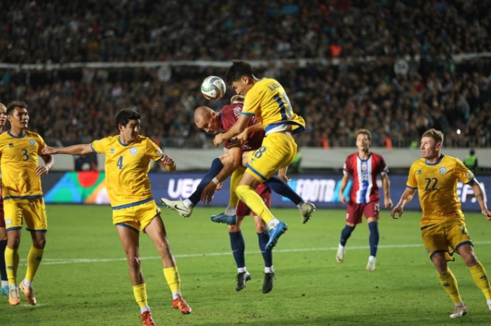 Напряженная игра: сборная Казахстана сдержала Норвегию с Холандом