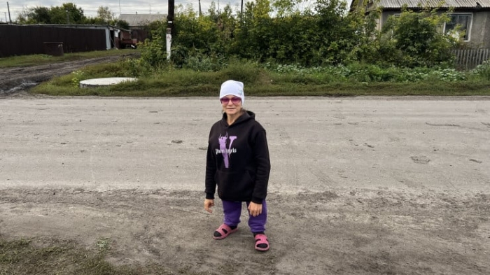 Подруга Ван Дамма из казахстанской глубинки. Вдохновляющая история самой маленькой женщины