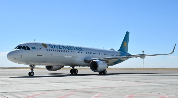 Токаев прилетел в Туркестан Токаев прилетел в Туркестан