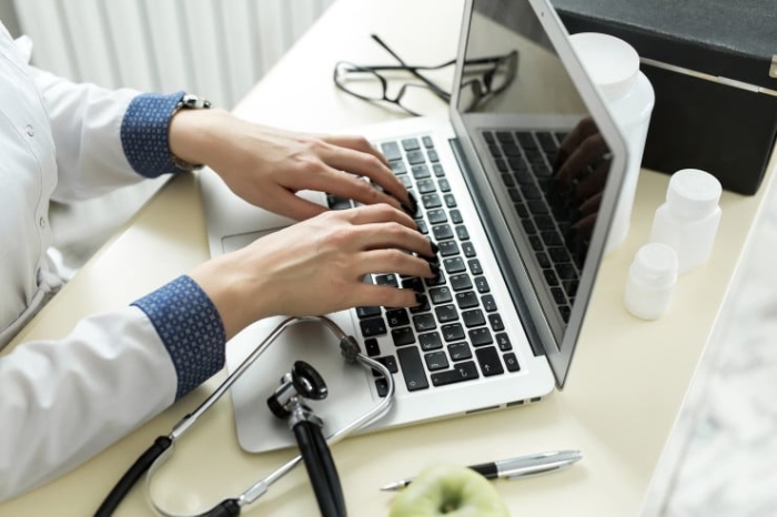 Громкое задержание, необъяснимое богатство, часовой пояс. Обзор новостей за 10 сентября Громкое задержание, необъяснимое богатство, часовой пояс. Обзор новостей за 10 сентября