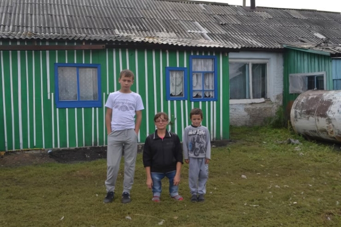 Подруга Ван Дамма из казахстанской глубинки. Вдохновляющая история самой маленькой женщины