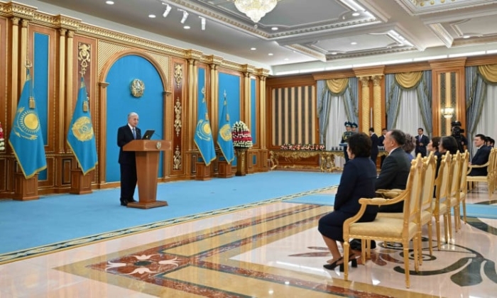 Президент Токаев поздравил учителей Президент Токаев поздравил учителей