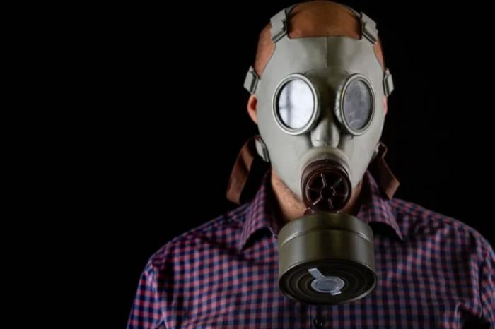 Суд пенсионерки с министерством и подозрительные SMS. Обзор новостей за 16 октября