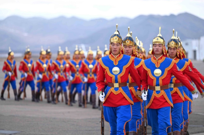 Токаев прилетел в Монголию Токаев прилетел в Монголию