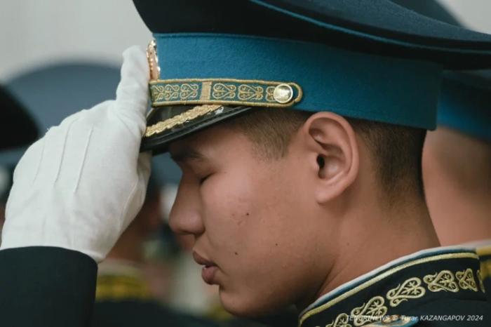 “Новый уровень отношений“. Что происходило за кулисами исторической встречи Токаева и Путина