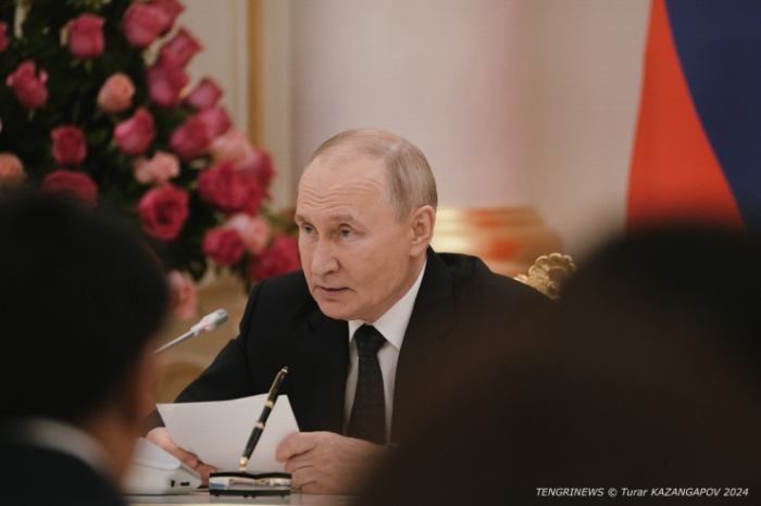 “Новый уровень отношений“. Что происходило за кулисами исторической встречи Токаева и Путина