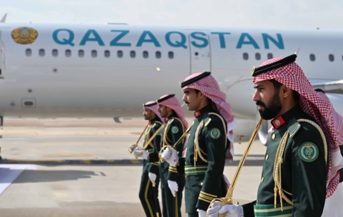Токаев прилетел в Саудовскую Аравию
