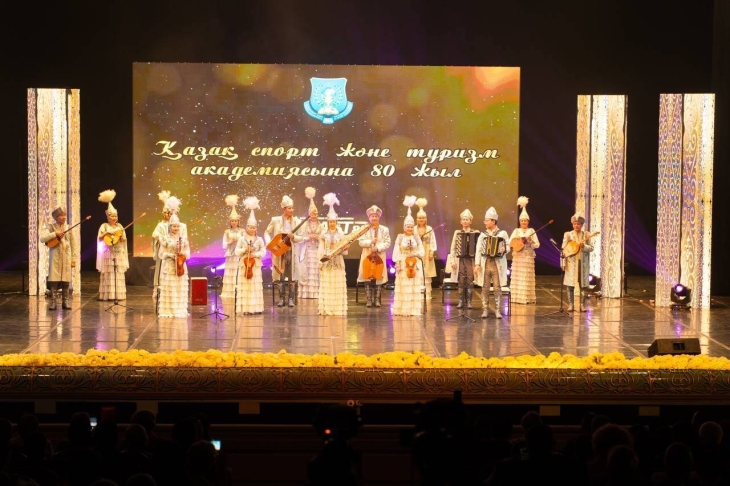 Қазақ спорт және туризм академиясының 80 жылдық мерейтойына орай Алматыда Күрес залы ашылды
                                                     
                                                                                                                                                                                                                                                                                        Қазақ спорт және туризм академиясының 80 жылдық мерейтойына орай Алматыда Күрес залы ашылды