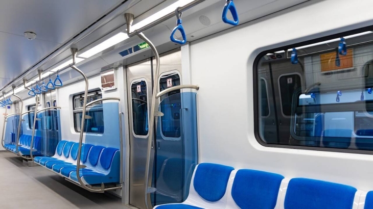 
                                                                                                                                                                                                                                                                                                                                                                            После падения мужчины под поезд в метро Алматы начали ставить ограждения
                                                    