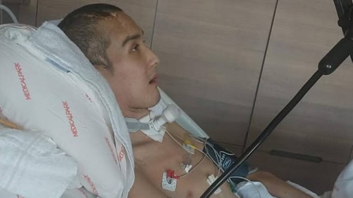 Ербаян Мухтар, которому собирали деньги всей страной, завершил первый этап лечения в Турции
Ербаян Мухтар, которому собирали деньги всей страной, завершил первый этап лечения в Турции