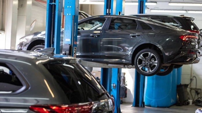 
                                                                                                                                                                                                                                                                                                                                                                                                                                                                Побило градом: 2,9 млн тенге выплатит владелец сервисного центра за повреждение авто клиента в Астане
                                                    