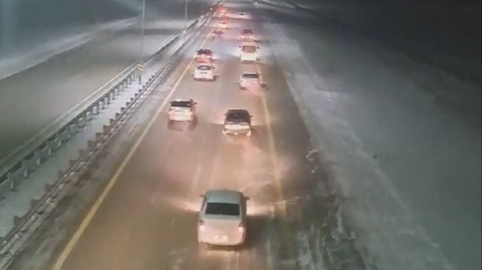 Тысячу автомобилей сопровождают полицейские из Темиртау в сторону Астаны
                                                     
                                                                                                                                                                                                                                                                                                                                                                                                                                                                Тысячу автомобилей сопровождают полицейские из Темиртау в сторону Астаны