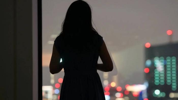 12-летняя девочка выпала из окна многоэтажки в Астане, полиция начала расследование
12-летняя девочка выпала из окна многоэтажки в Астане, полиция начала расследование