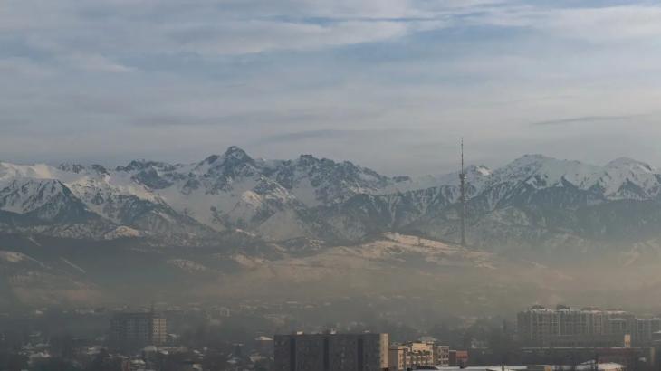 Дышать – всё равно что курить: экологический вред здоровью алматинцев посчитали в сигаретах
Дышать – всё равно что курить: экологический вред здоровью алматинцев посчитали в сигаретах