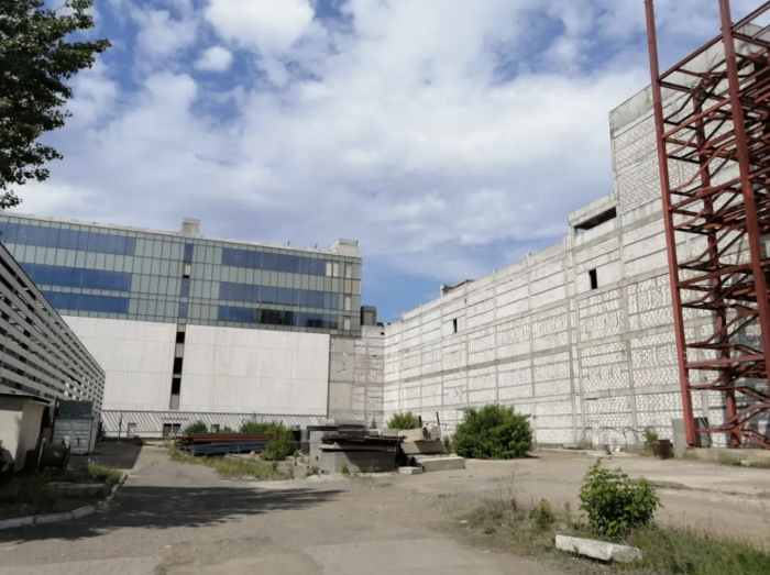 
                                                                                                                                                                                                                                                                                                                                                                            Долгострой ТРЦ "Сити палас" в Астане продают за 13,5 млрд тенге 
                                                    