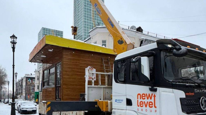 Незаконно установленные торговые павильоны демонтировали на набережной Астаны
Незаконно установленные торговые павильоны демонтировали на набережной Астаны