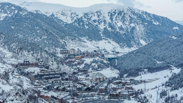 "Шымбулак абсолютно переполнен". Власти планируют построить новые горнолыжные трассы в Казахстане
"Шымбулак абсолютно переполнен". Власти планируют построить новые горнолыжные трассы в Казахстане