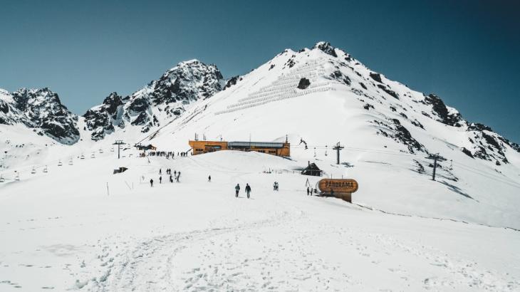 
                                                                                                                                                                                                                                                                                                                                                                                                                                                                Лавинная опасность сохранится с 24 марта по 30 марта в горах Алматинской области 
                                                    