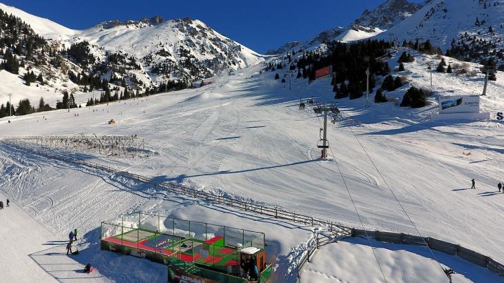 
                                                                                                                                                                                                                                                                                                                                                                                                                                                                Сход лавины на Шымбулаке: как лыжники оказались за ограждением, рассказали представители курорта
                                                    