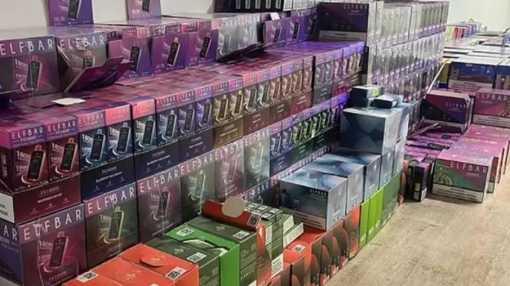 Алматыда мыңдаған дана вейп сақталған қойма табылды
Алматыда мыңдаған дана вейп сақталған қойма табылды