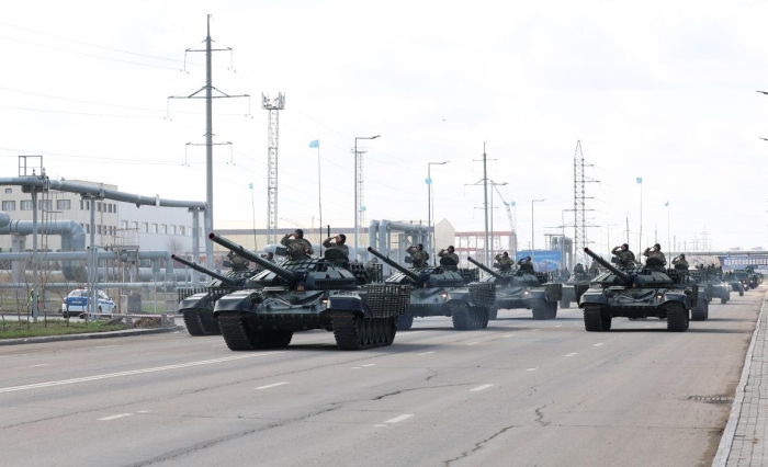 
                                                                                                                                                                                                                                                                                                                                                                                                                                                                                                                                                    Кадры с тренировок военного парада в Астане показали в Минобороны
                                                    