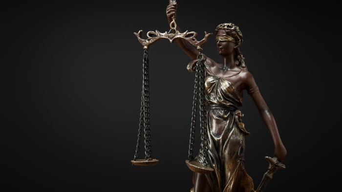 Акционеру Банка Астаны заочно вынесли приговор с конфискацией имущества на 14 млрд тенге
Акционеру Банка Астаны заочно вынесли приговор с конфискацией имущества на 14 млрд тенге